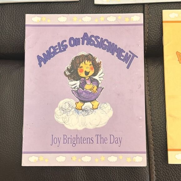 Angels on Assignment Books. Soft cover. 7 books. Full color. - Picture 6 of 10